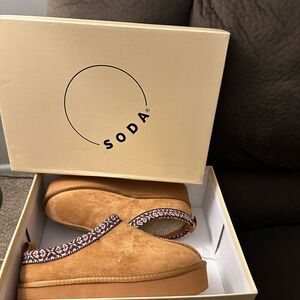 Soda Tan Faux Fur Slippers